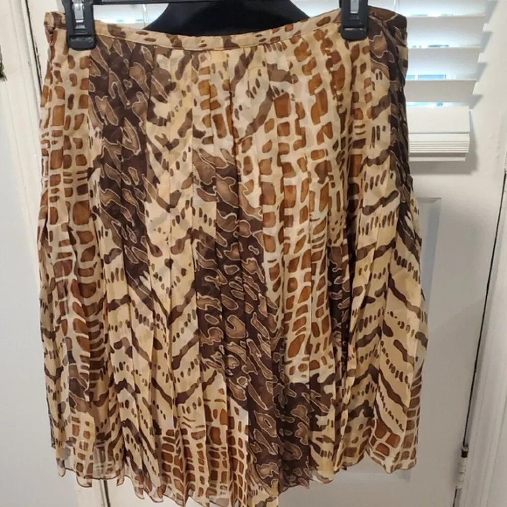 Richard Malcolm Chic Brown Patterned Pleated Skirt